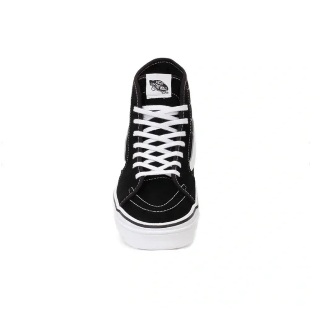 Vans Men’s Sentry Sk8-Hi
Black/White
VN0A5KY5BA2
Sneakers - Picture 4 of 16